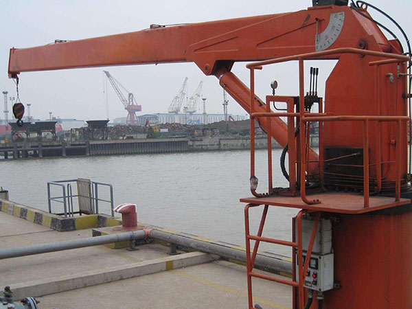 船用起重機